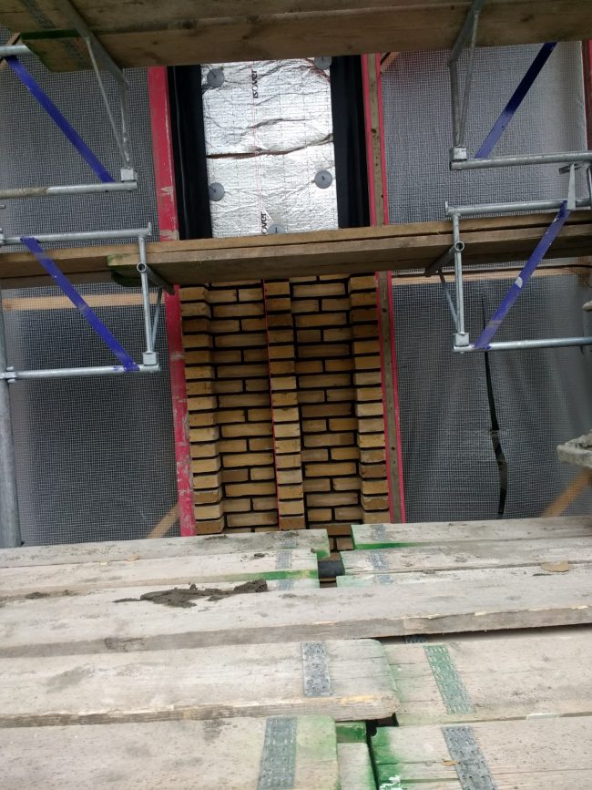 Eigen metselschool van HSB biedt Zaanse zij-instromers mooie toekomst in de bouw